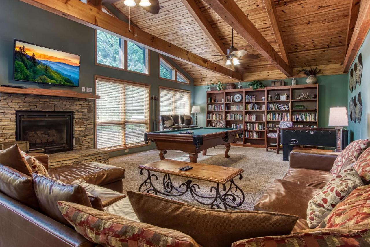 Mountain Lake Lodge, Hot Tub, Theater Room, 1089 Free Tickets Each Paid Day, Dollywood And More سيفيرفيل المظهر الخارجي الصورة