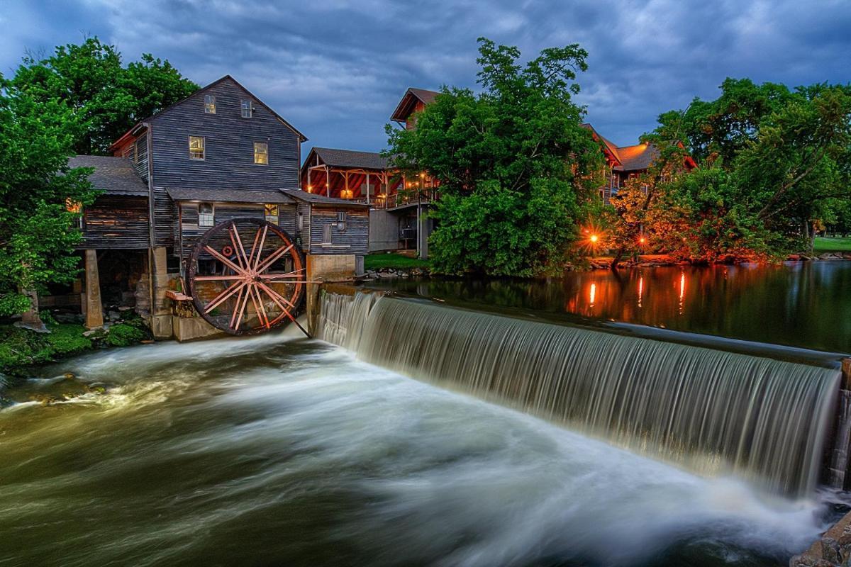 Mountain Lake Lodge, Hot Tub, Theater Room, 1089 Free Tickets Each Paid Day, Dollywood And More سيفيرفيل المظهر الخارجي الصورة