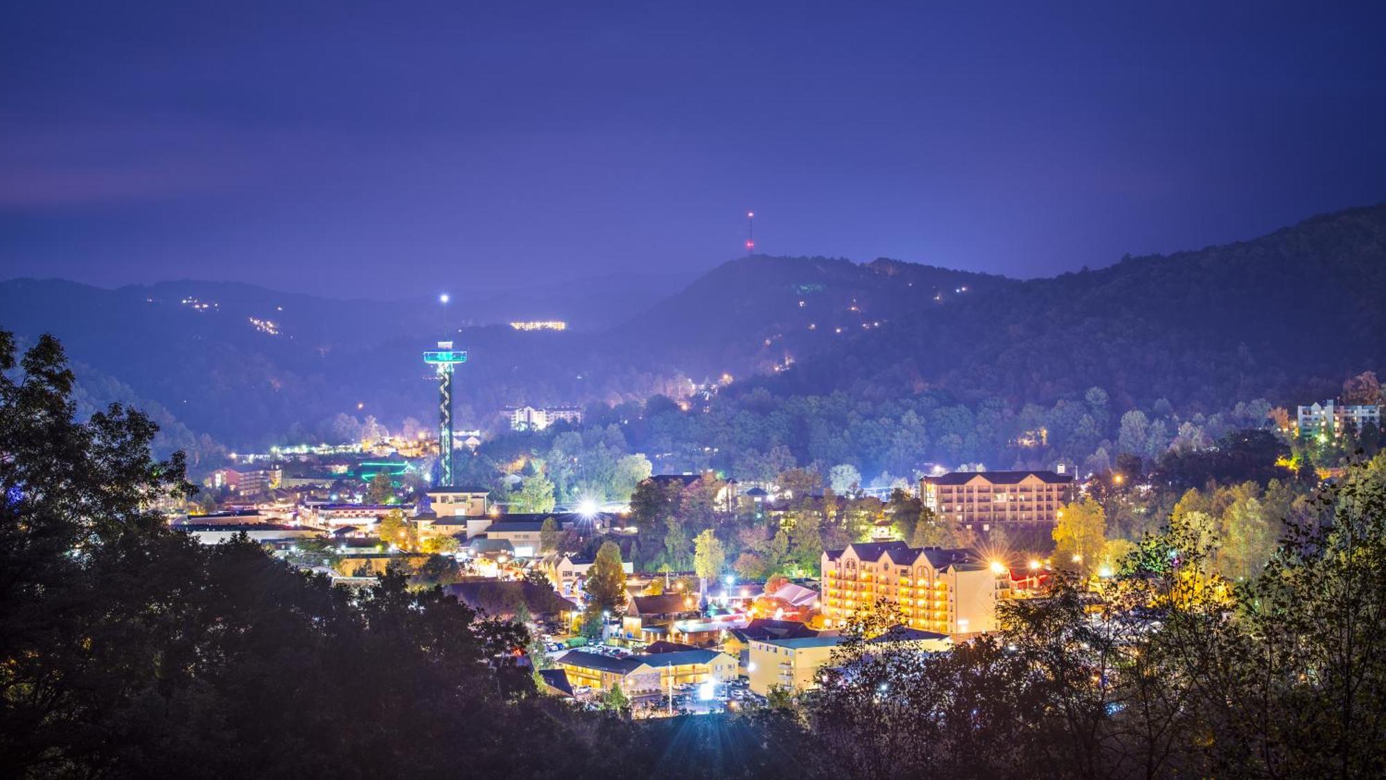 Mountain Lake Lodge, Hot Tub, Theater Room, 1089 Free Tickets Each Paid Day, Dollywood And More سيفيرفيل المظهر الخارجي الصورة
